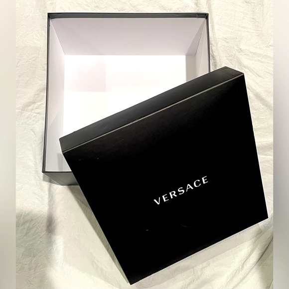 VERSACE Large black Empty hard case Gift Box size 12 in X 12 in X 6 in Ex cond - Picture 2 of 8